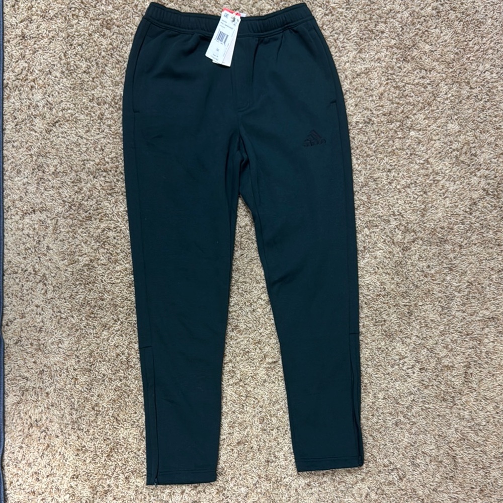 adidas Green Sweatpants Relaxed Fit Joggers, size medium